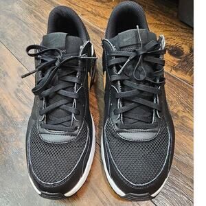 Nike Airmax Sneakers Size 10 Women Black Gold White